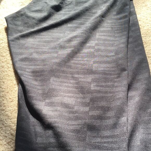 Reebok black Crop Leggings size large - Picture 4 of 4